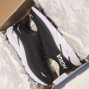 HOKA Women's Clifton 8 Shoes - BWHT-Black & White - 11